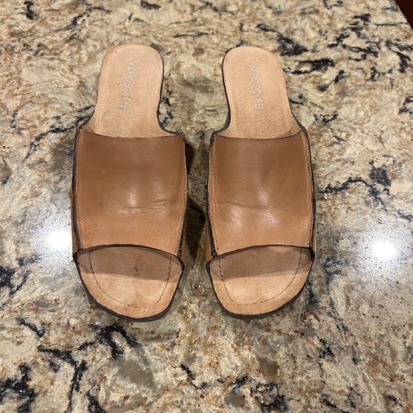 Ladies AEROSOLES shoes - Picture 2 of 4